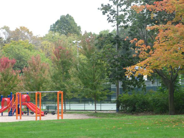 forsyth park, walking paths, children's playground equipment, summer