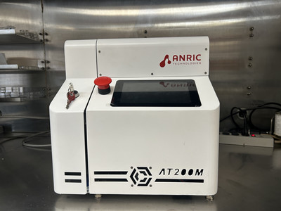 Jessica making a snowflake